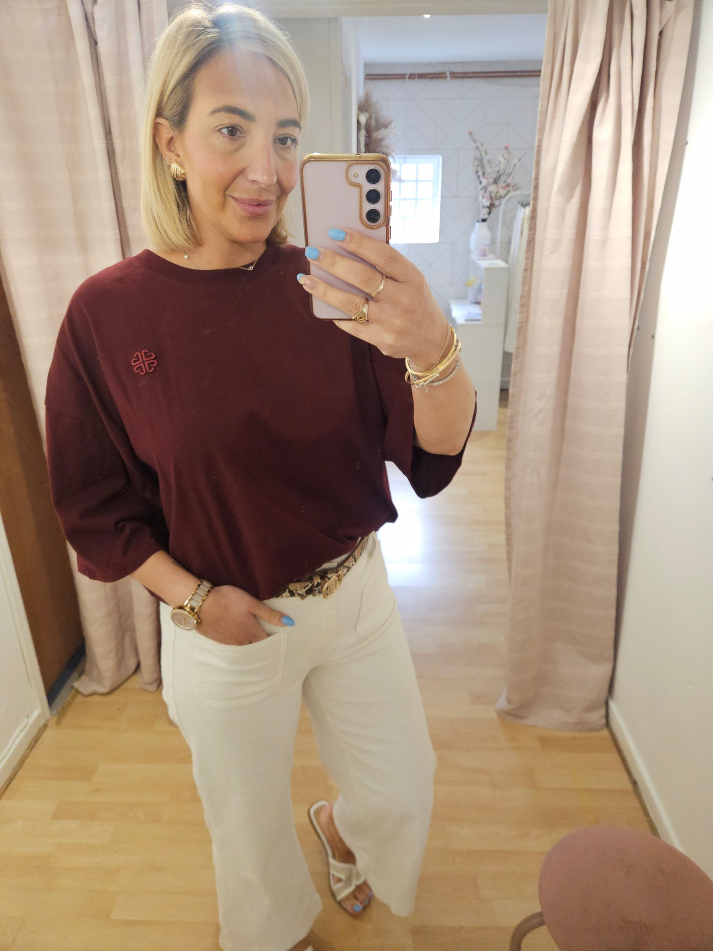 Burgundy tshirt