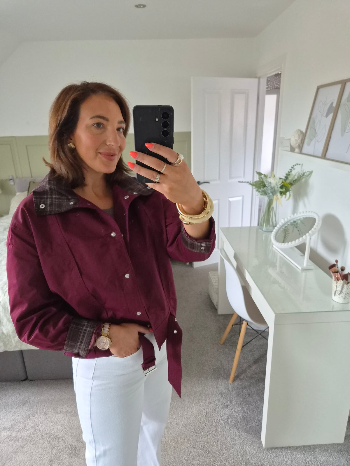 Burgundy trench