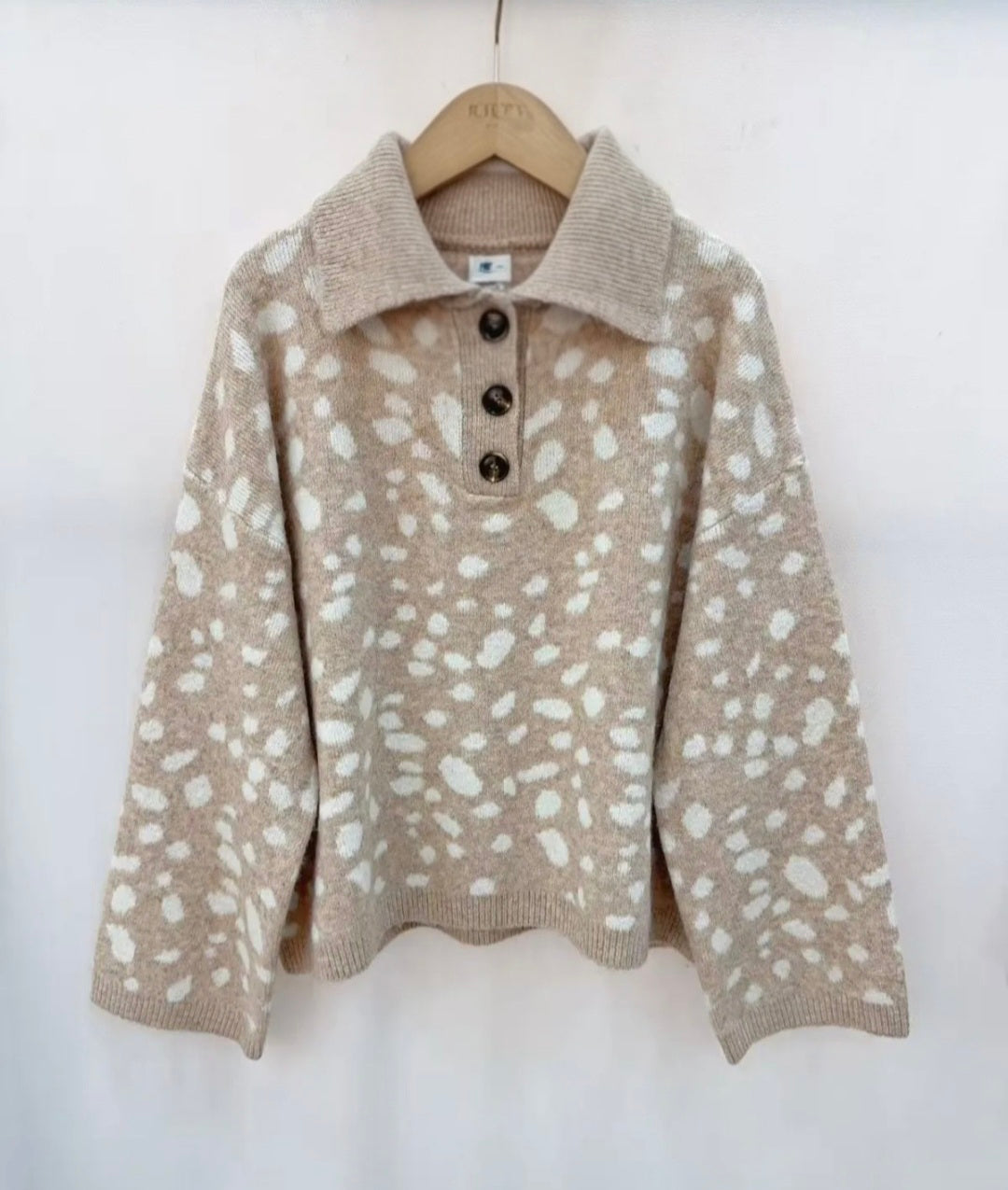 Deer print knit